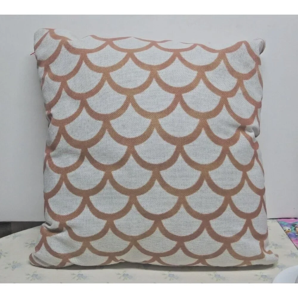 Life Is Good Decorative Throw Pillow Starfish beach fish-scales linen blend EUC